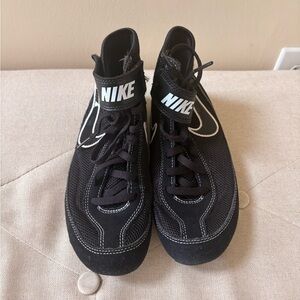 Nike Black High-Top Girl or Boys Wrestling Sneakers Swoosh